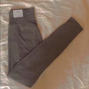 NWT grey aerie leggings